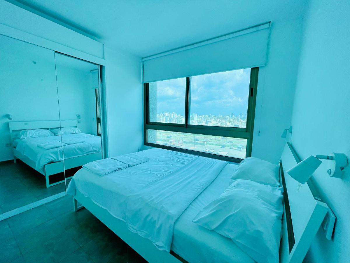 C Tower Apartments Netanya Exterior photo