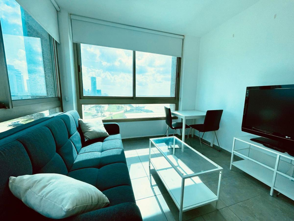 C Tower Apartments Netanya Exterior photo