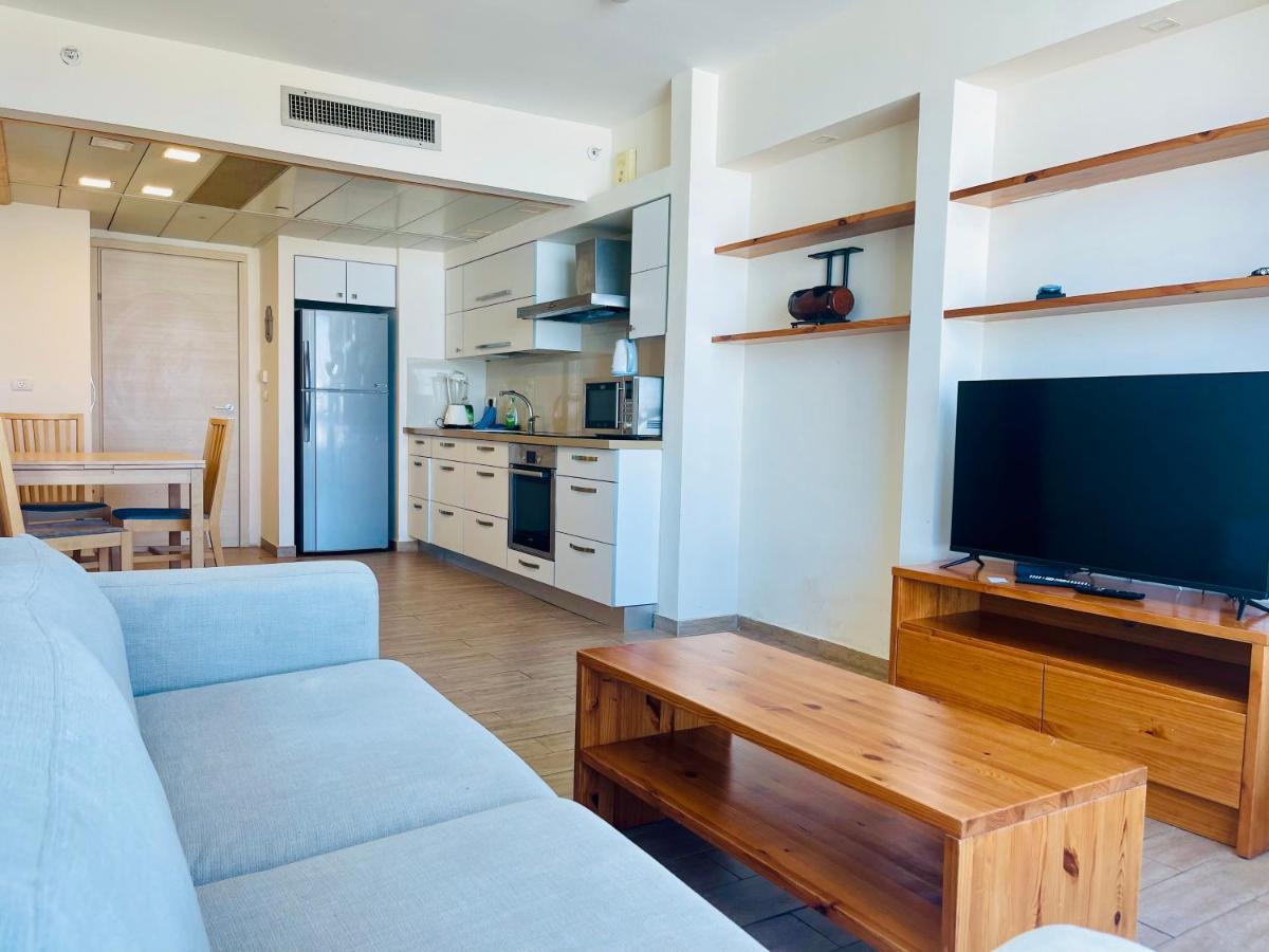 C Tower Apartments Netanya Exterior photo