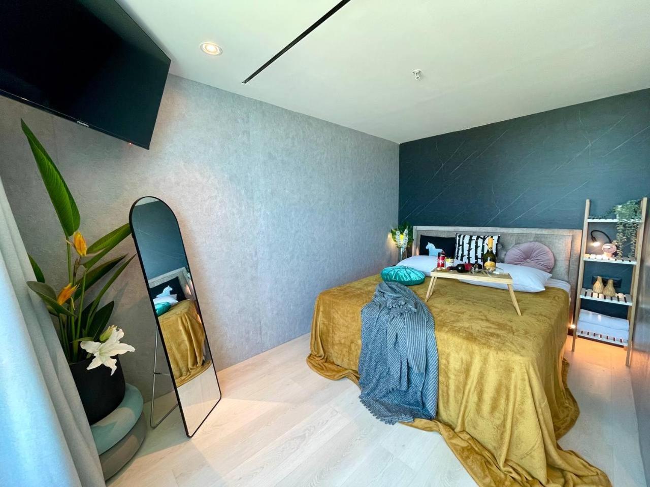 C Tower Apartments Netanya Exterior photo