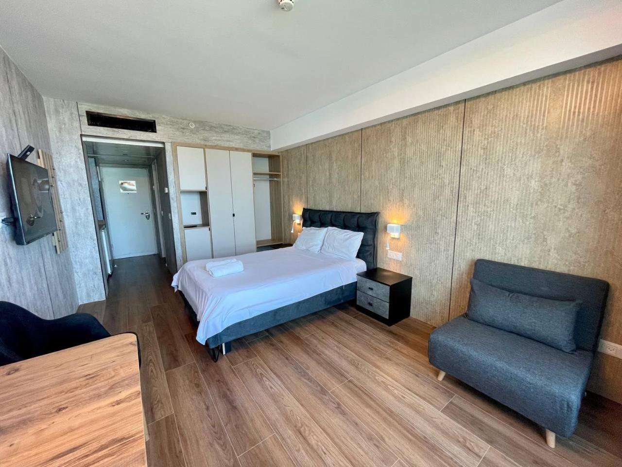 C Tower Apartments Netanya Exterior photo